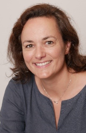 Dr Julie TINAT